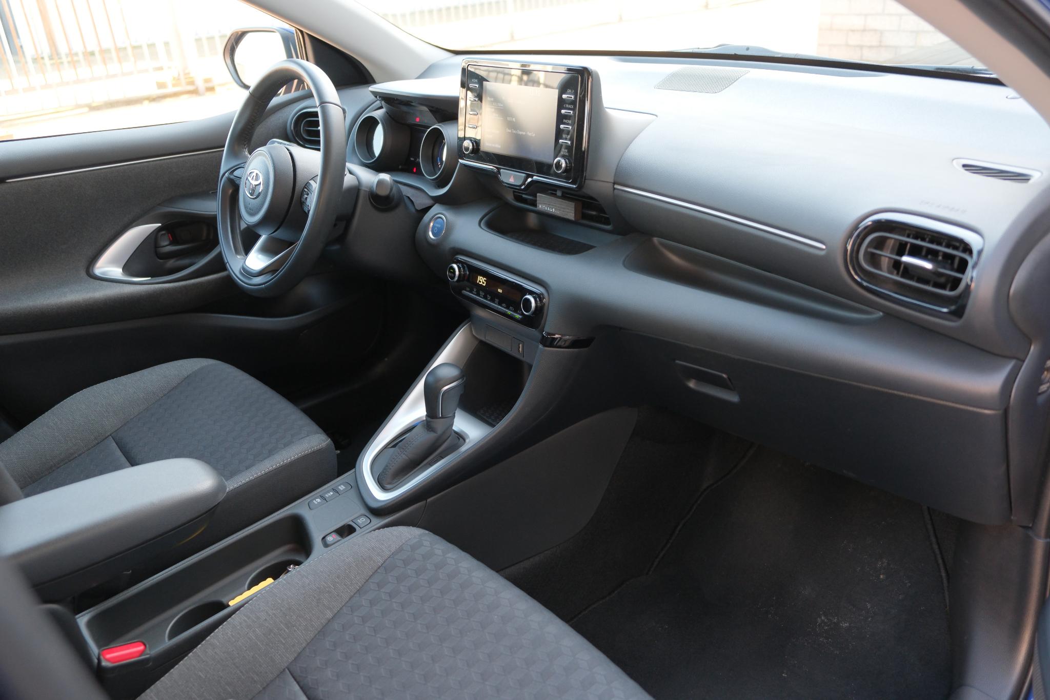 Toyota Yaris 1.5 Hybrid 115pk Dynamic | Camera | Adaptieve Cruise | Climate | 16" velgen afbeelding 9