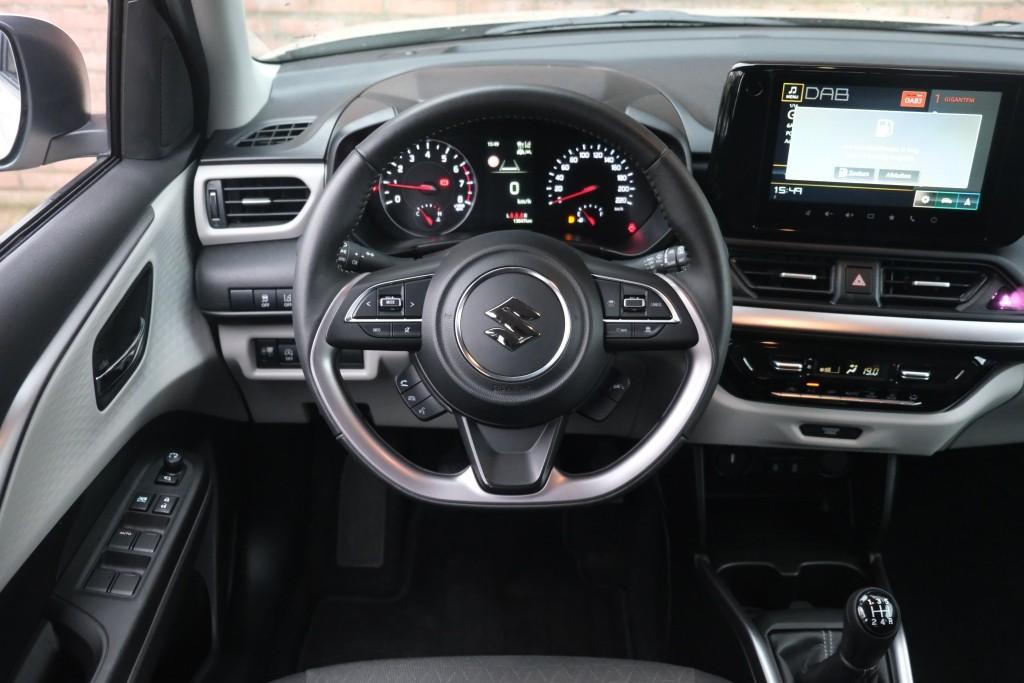 Suzuki Swift 1.2 82pk Style Smart Hybrid | Navi | App Connect | Climate | Adaptive Cruise | Camera | Keyless | Stoelverwarming afbeelding 13