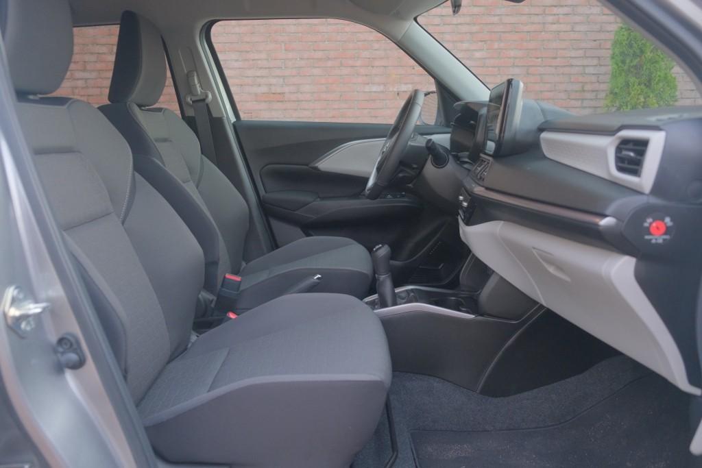 Suzuki Swift 1.2 82pk Style Smart Hybrid | Navi | App Connect | Climate | Adaptive Cruise | Camera | Keyless | Stoelverwarming afbeelding 4