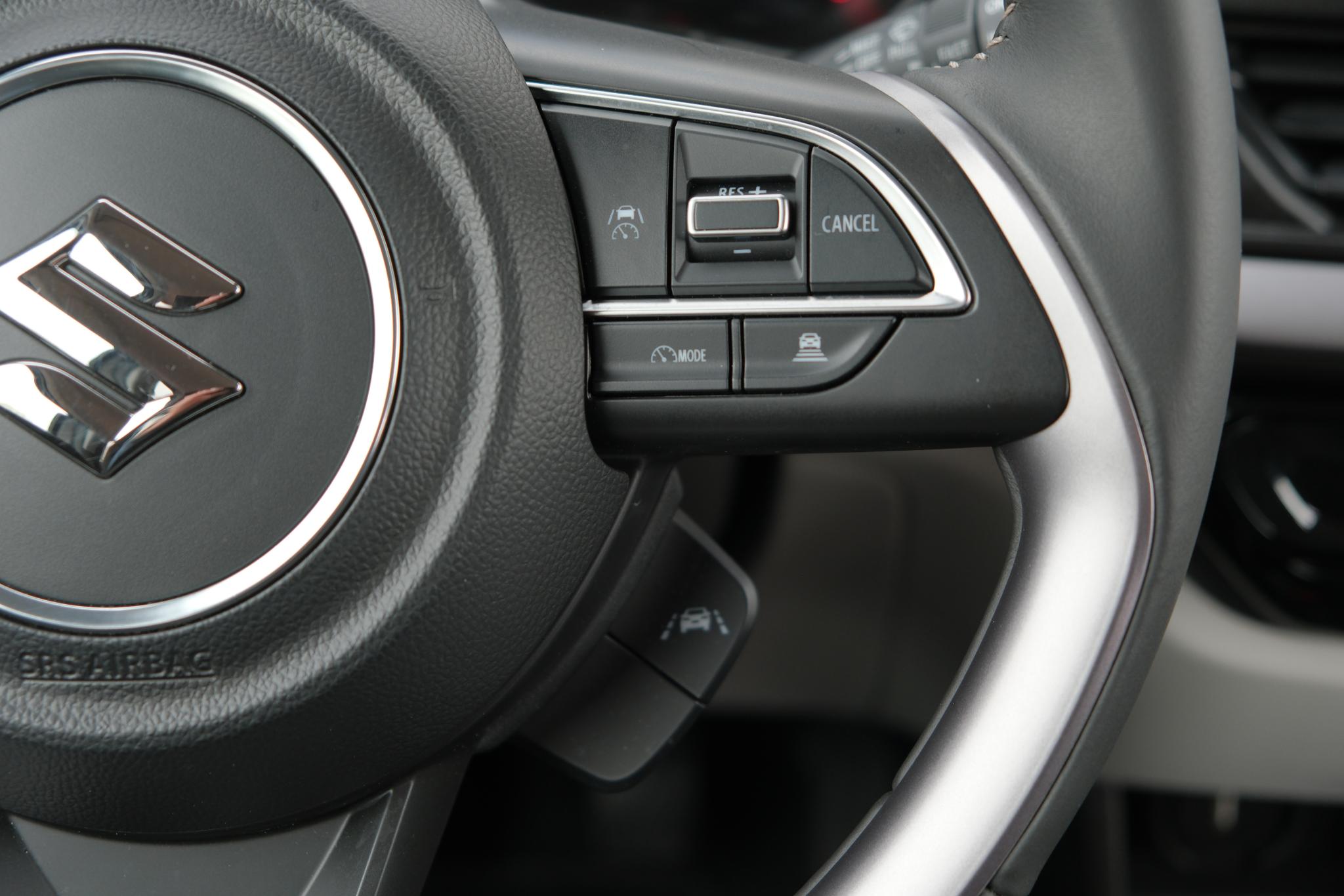 Suzuki Swift 1.2 83pk Style Smart Hybrid | Navi | App Connect | Climate | Adaptive Cruise | Camera | Keyless | Stoelverwarming afbeelding 15