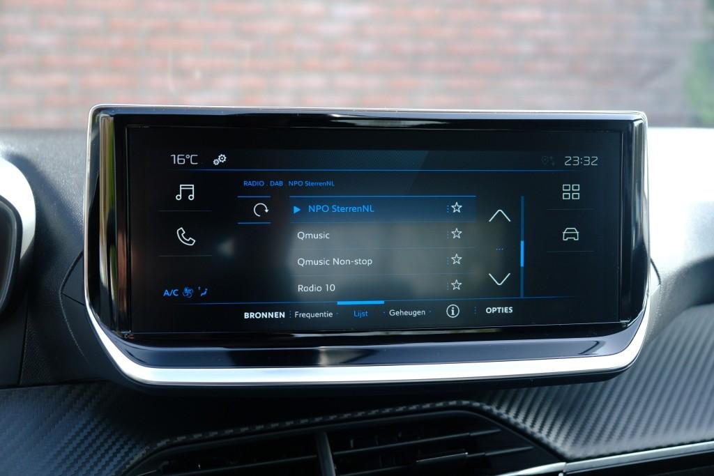 Peugeot 208 1.2 PureTech 100pk Style | App Connect | Climate | Cruise | DAB | PDC afbeelding 15