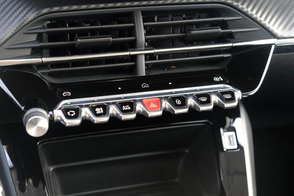 Peugeot 208 1.2 PureTech 100pk Style | App Connect | Climate | Cruise | DAB | PDC afbeelding 21