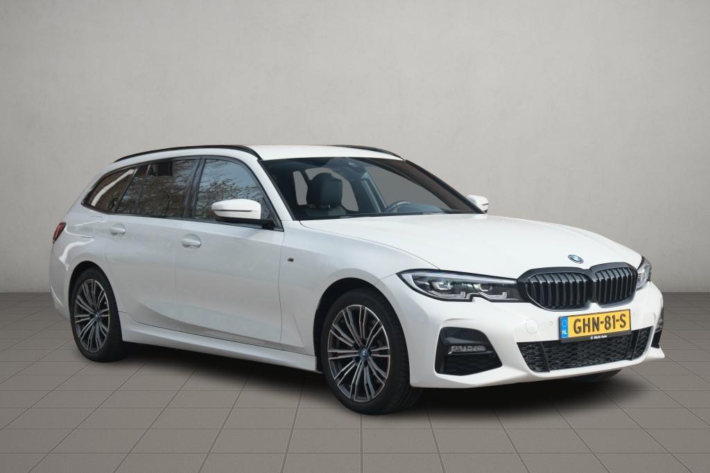 BMW 3 Serie 320e 204pk Aut. Touring High Executive | M Sport | Navi | App Connect | Climate | Camera | Elektrische Achterklep | Stoelverwarming afbeelding 1