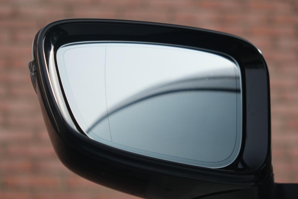 BMW 3 Serie 320e 204pk Aut. Touring High Executive | M Sport | Navi | App Connect | Climate | Camera | Elektrische Achterklep | Stoelverwarming afbeelding 30