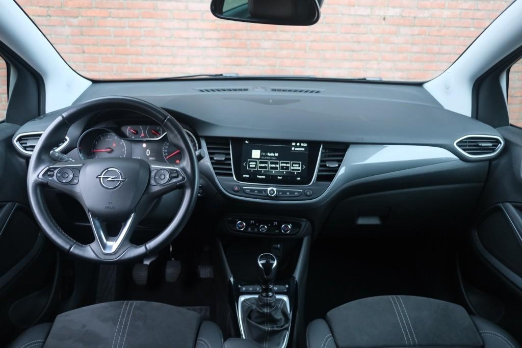 Opel Crossland 1.2 Turbo 110pk Ultimate | Navi | App Connect | Climate | Camera | Keyless | Blind Spot | PDC afbeelding 2