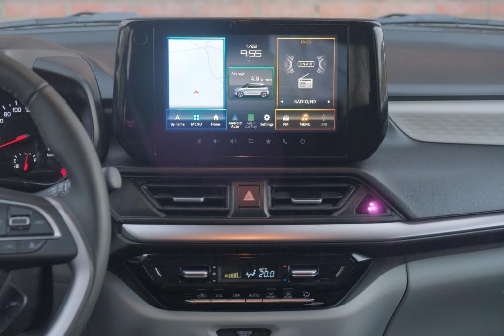 Suzuki Swift 1.2 82pk Style Smart Hybrid | Navi | App Connect | Climate | Adaptive Cruise | Camera | Keyless | Stoelverwarming afbeelding 14