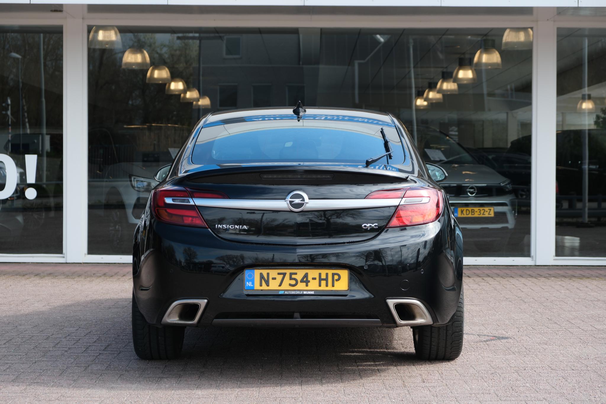 Opel Insignia 2.8 T 325pk 4x4 Aut. OPC | Navi | Climate | Leder | 20" velgen |  Bose | 2e eigenaar afbeelding 5