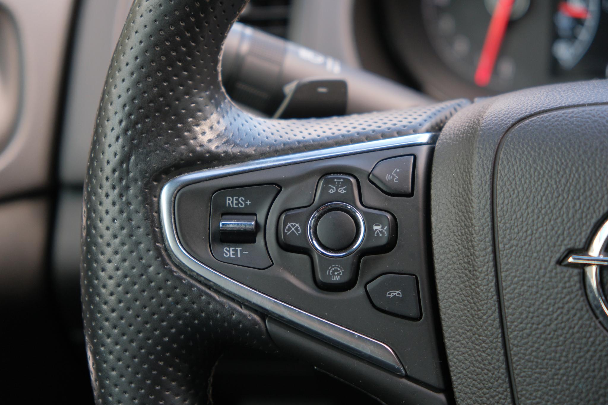 Opel Insignia 2.8 T 325pk 4x4 Aut. OPC | Navi | Climate | Leder | 20" velgen |  Bose | 2e eigenaar afbeelding 24