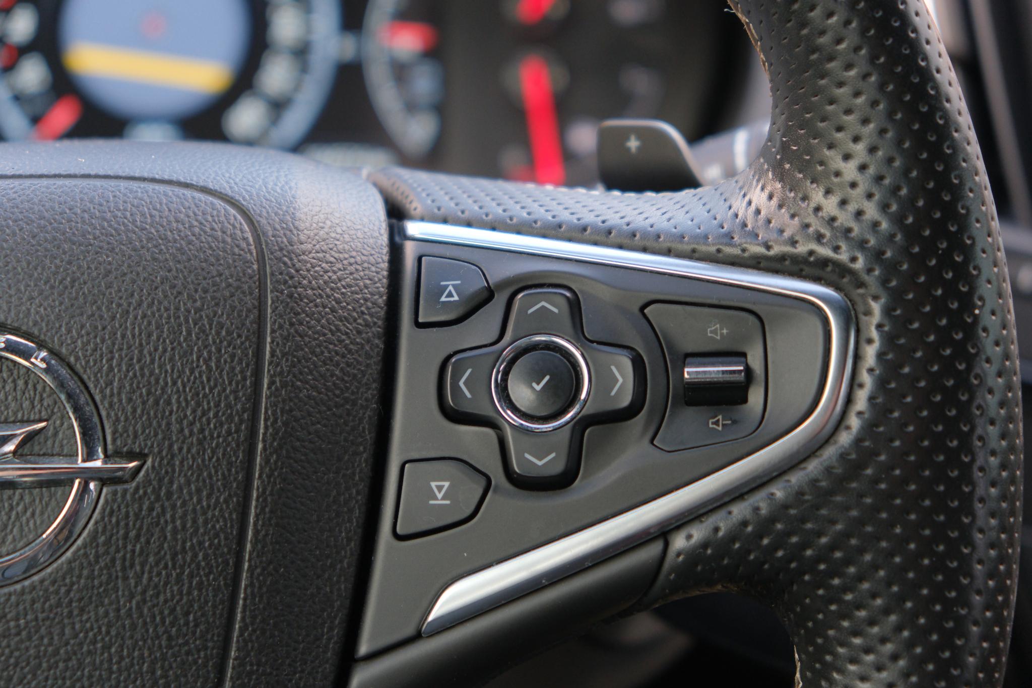 Opel Insignia 2.8 T 325pk 4x4 Aut. OPC | Navi | Climate | Leder | 20" velgen |  Bose | 2e eigenaar afbeelding 25