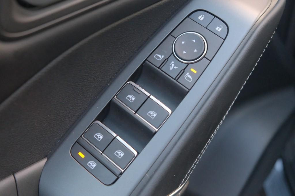 Nissan QASHQAI 1.3 MHEV 158pk Xtronic N-Connecta | Navi | App Connect | Adaptive Cruise | Panoramadak | Keyless | 360° Camera | Elektrische Achterklep | Head-up Display | Cold Pack afbeelding 27