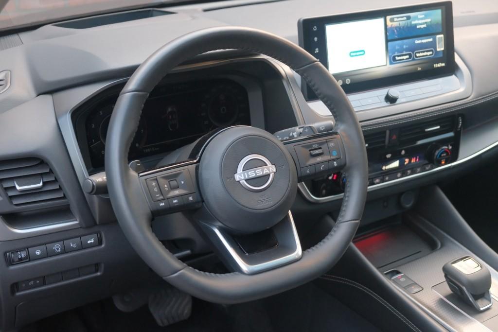 Nissan QASHQAI 1.3 MHEV 158pk Xtronic N-Connecta | Navi | App Connect | Adaptive Cruise | Panoramadak | Keyless | 360° Camera | Elektrische Achterklep | Head-up Display | Cold Pack afbeelding 8