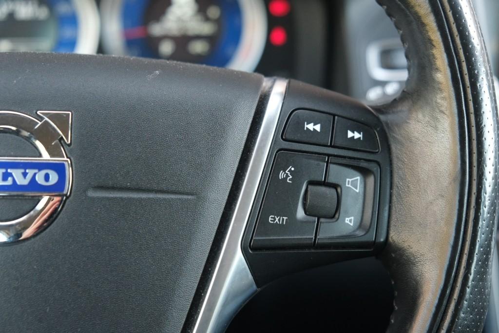 Volvo XC60 T5 241pk Aut. R-Design | Navi | Climate | Cruise | Stoelverwarming | Leder | PDC | Trekhaak afbeelding 10