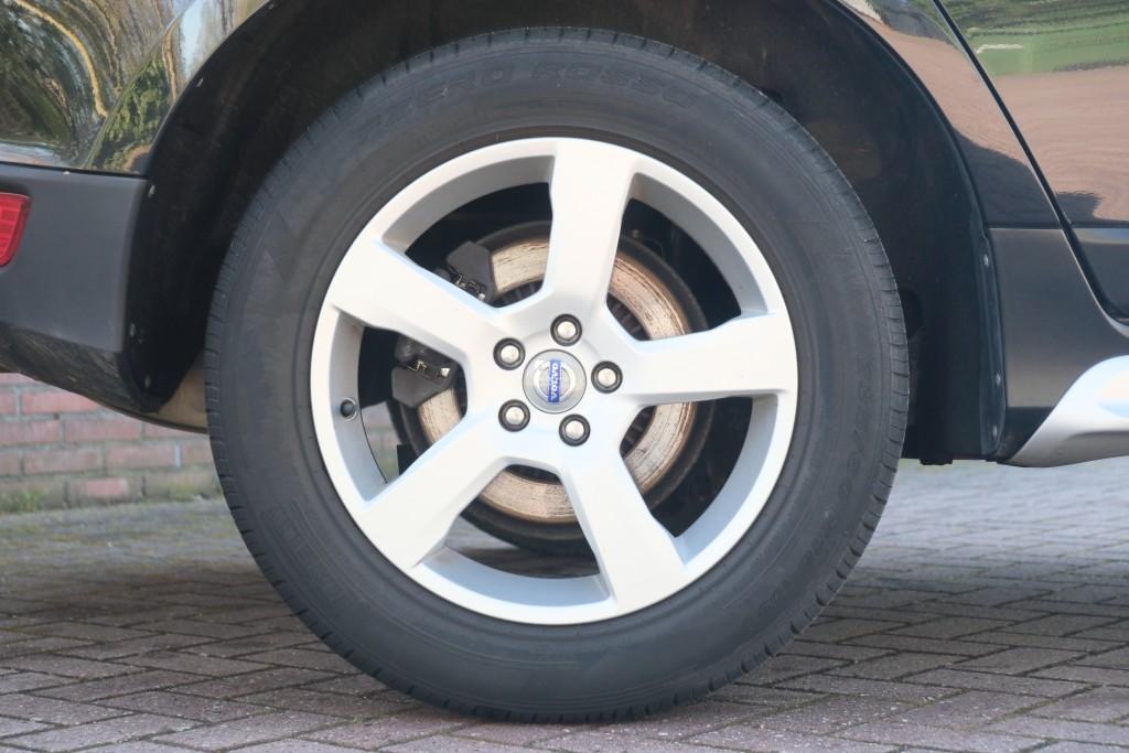 Volvo XC60 T5 241pk Aut. R-Design | Navi | Climate | Cruise | Stoelverwarming | Leder | PDC | Trekhaak afbeelding 28