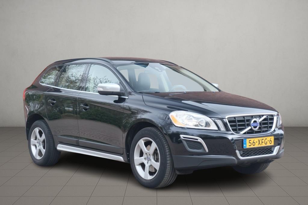 Volvo XC60 T5 241pk Aut. R-Design | Navi | Climate | Cruise | Stoelverwarming | Leder | PDC | Trekhaak afbeelding 1