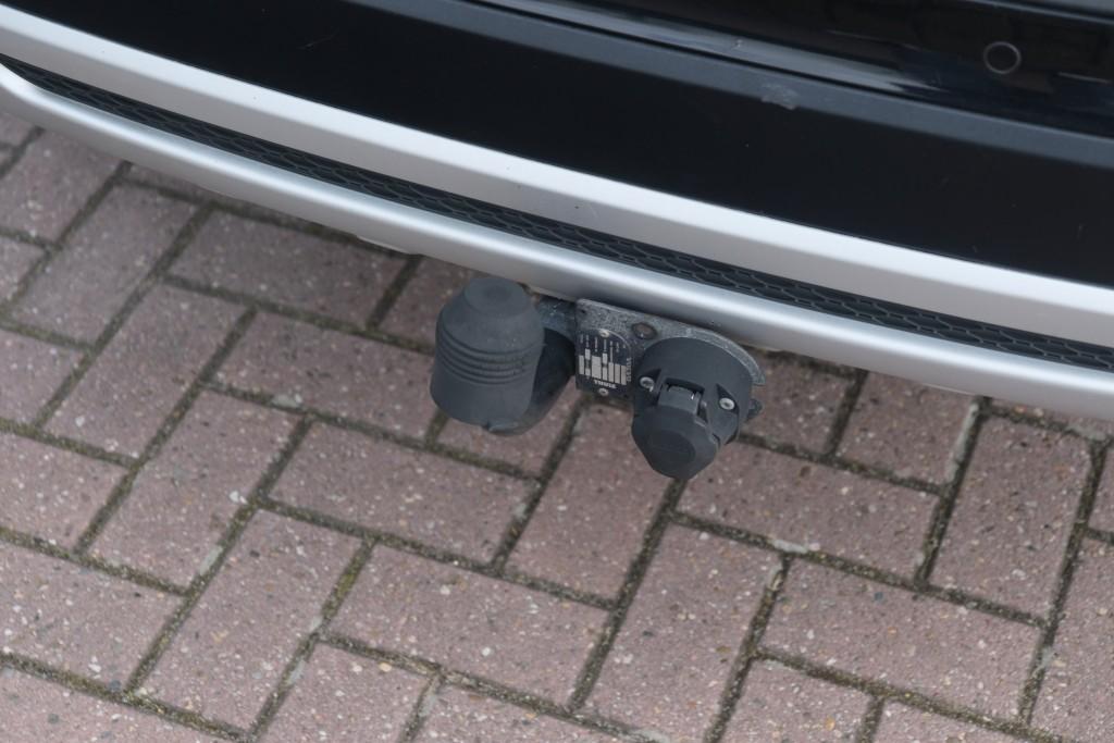 Volvo XC60 T5 241pk Aut. R-Design | Navi | Climate | Cruise | Stoelverwarming | Leder | PDC | Trekhaak afbeelding 25