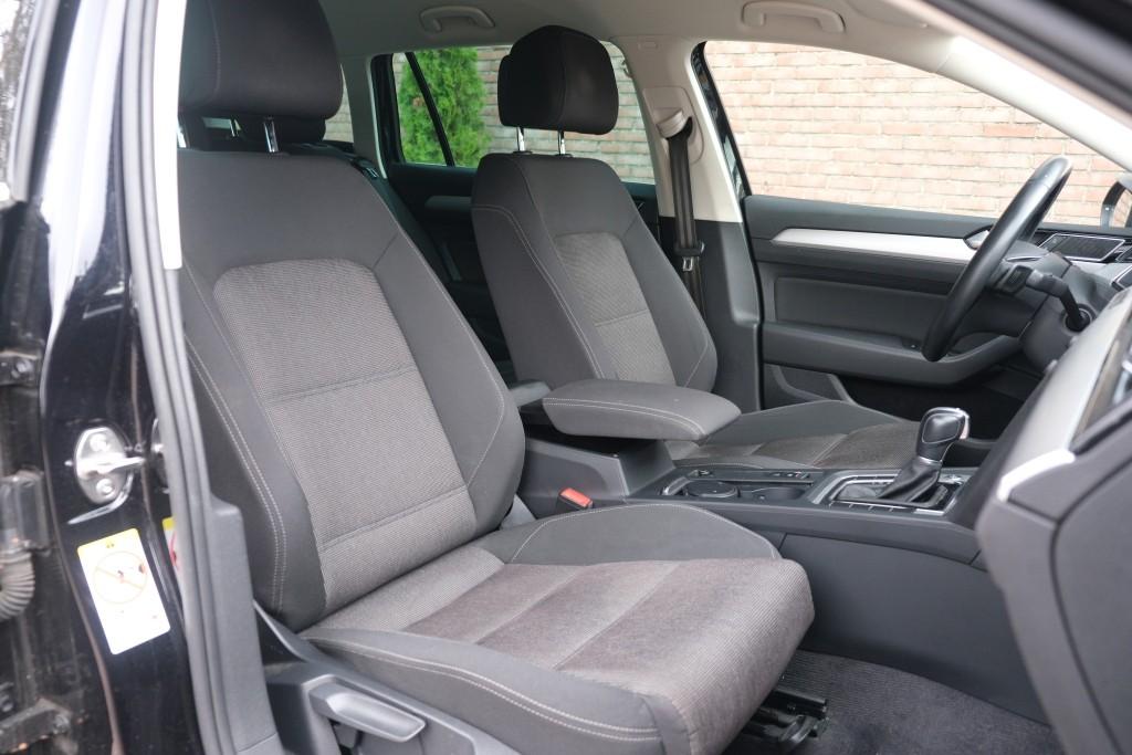 Volkswagen Passat 1.4 TSi 150pk DSG Variant Comfortline Business | Navi | App Connect | Climate | Adaptive Cruise | Camera | Stoelverwarming | Trekhaak afbeelding 6