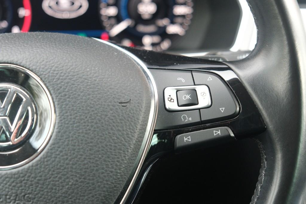 Volkswagen Passat 1.4 TSi 150pk DSG Variant Comfortline Business | Navi | App Connect | Climate | Adaptive Cruise | Camera | Stoelverwarming | Trekhaak afbeelding 10