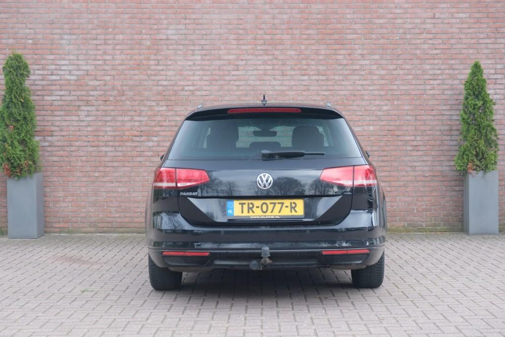 Volkswagen Passat 1.4 TSi 150pk DSG Variant Comfortline Business | Navi | App Connect | Climate | Adaptive Cruise | Camera | Stoelverwarming | Trekhaak afbeelding 35