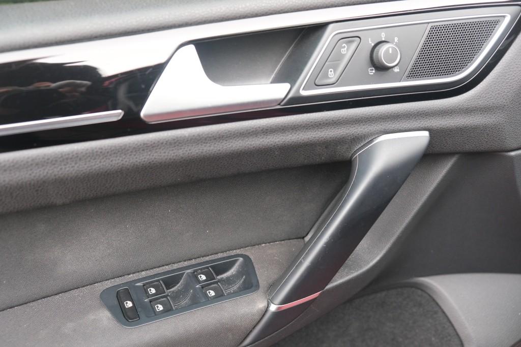 Volkswagen Golf Sportsvan 1.4 TSi 150pk DSG Highline | Navi | App Connect | Climate | Cruise | Camera | Panoramadak | Trekhaak afbeelding 24