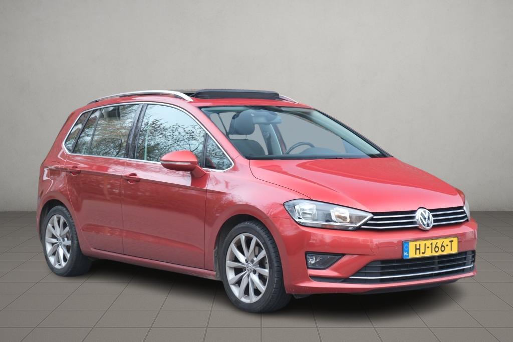 Volkswagen Golf Sportsvan 1.4 TSi 150pk DSG Highline | Navi | App Connect | Climate | Cruise | Camera | Panoramadak | Trekhaak afbeelding 1