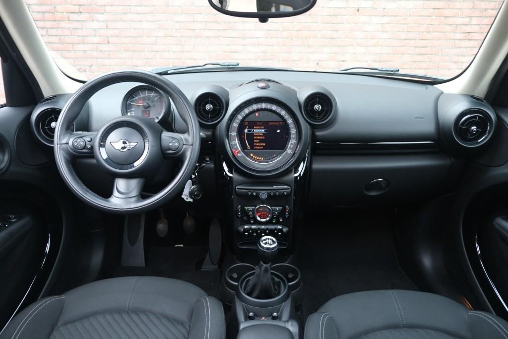 MINI Countryman 1.6 One 98pk Pepper | Navi | Climate | Cruise | Panoramadak | PDC afbeelding 7