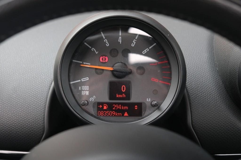 MINI Countryman 1.6 One 98pk Pepper | Navi | Climate | Cruise | Panoramadak | PDC afbeelding 11