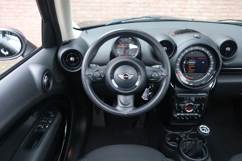 MINI Countryman 1.6 One 98pk Pepper | Navi | Climate | Cruise | Panoramadak | PDC afbeelding 15