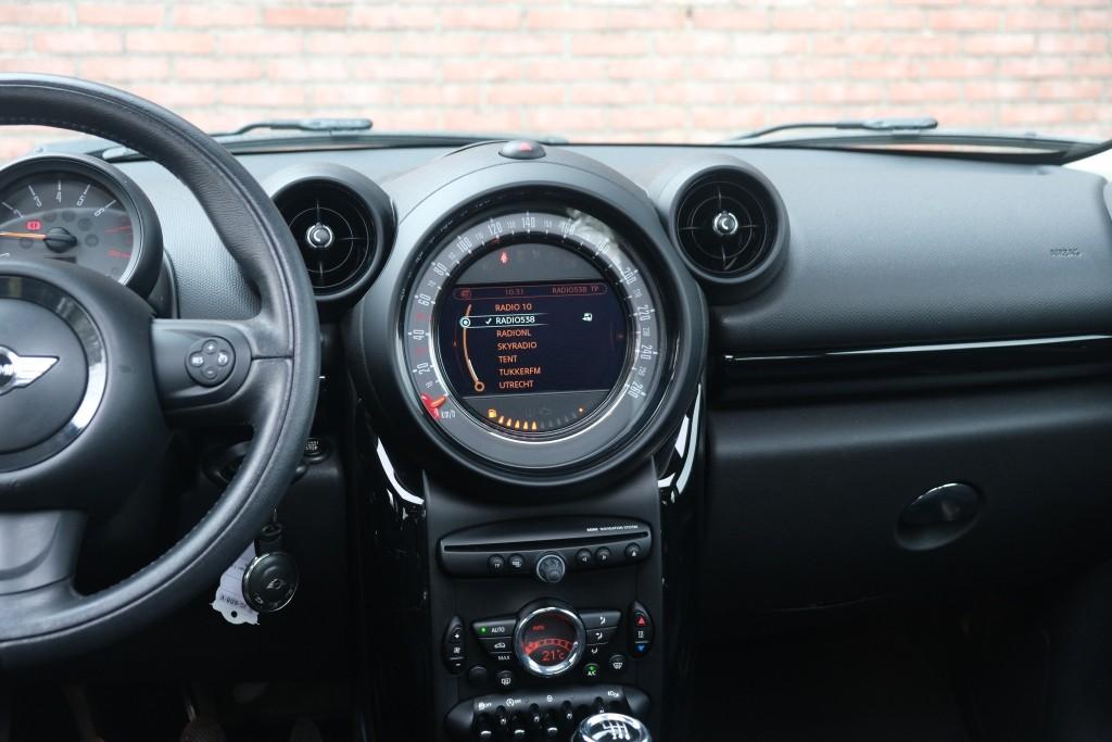 MINI Countryman 1.6 One 98pk Pepper | Navi | Climate | Cruise | Panoramadak | PDC afbeelding 16