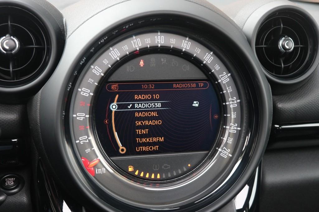 MINI Countryman 1.6 One 98pk Pepper | Navi | Climate | Cruise | Panoramadak | PDC afbeelding 17