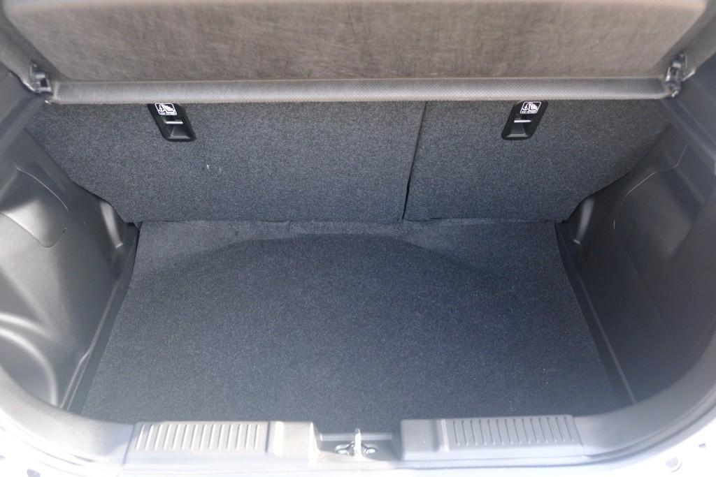 Suzuki Swift 1.2 82pk Style Smart Hybrid | Navi | App Connect | Climate | Adaptive Cruise | Camera | Keyless | Stoelverwarming afbeelding 30