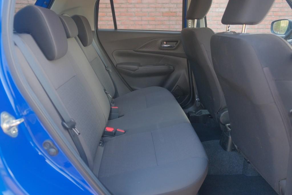 Suzuki Swift 1.2 82pk Style Smart Hybrid | Navi | App Connect | Climate | Adaptive Cruise | Camera | Keyless | Stoelverwarming afbeelding 3