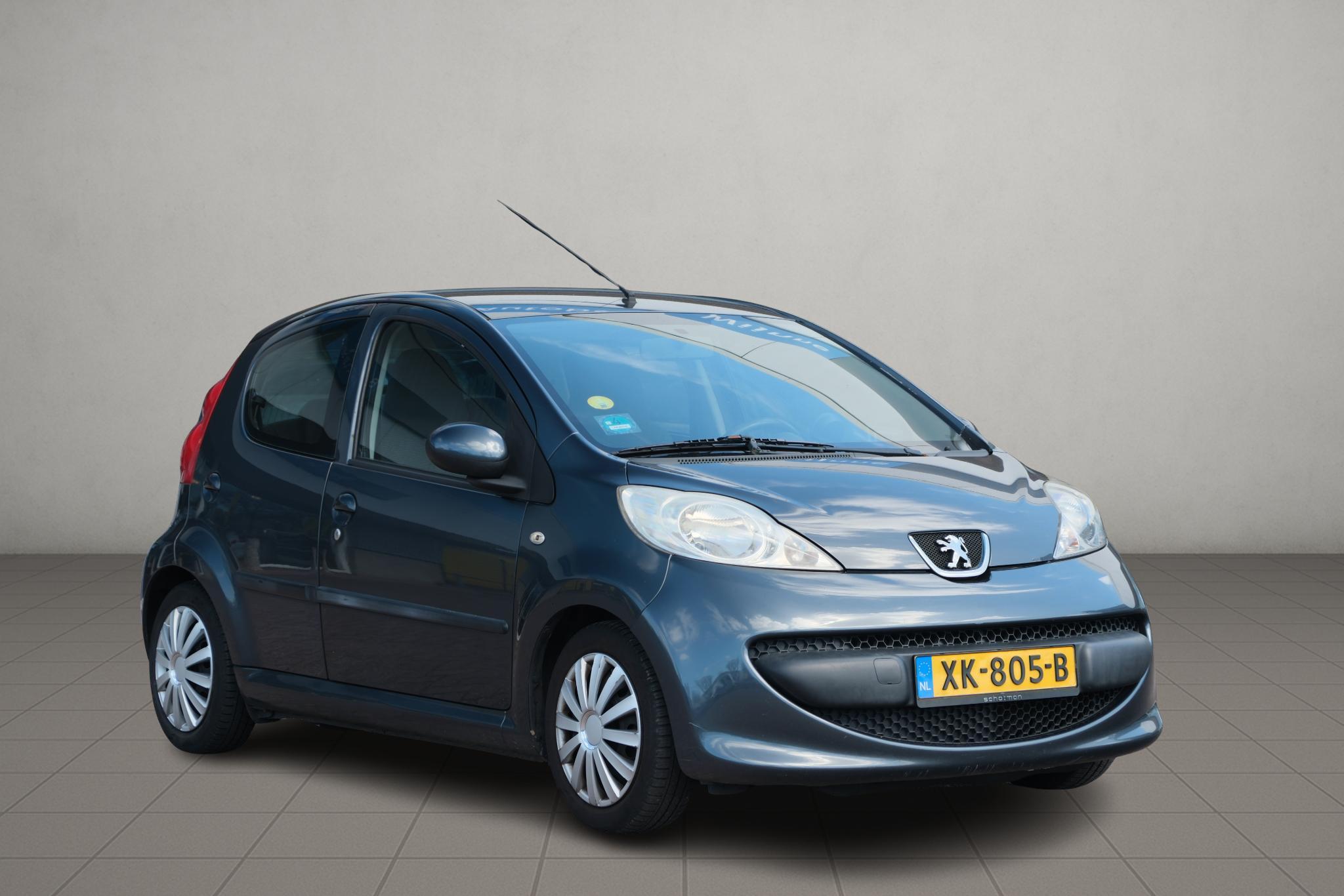 Peugeot 107 1.0-12V 68pk Aut. 5-drs XS | Airco | Elektrische ramen | Radio-CD afbeelding 1