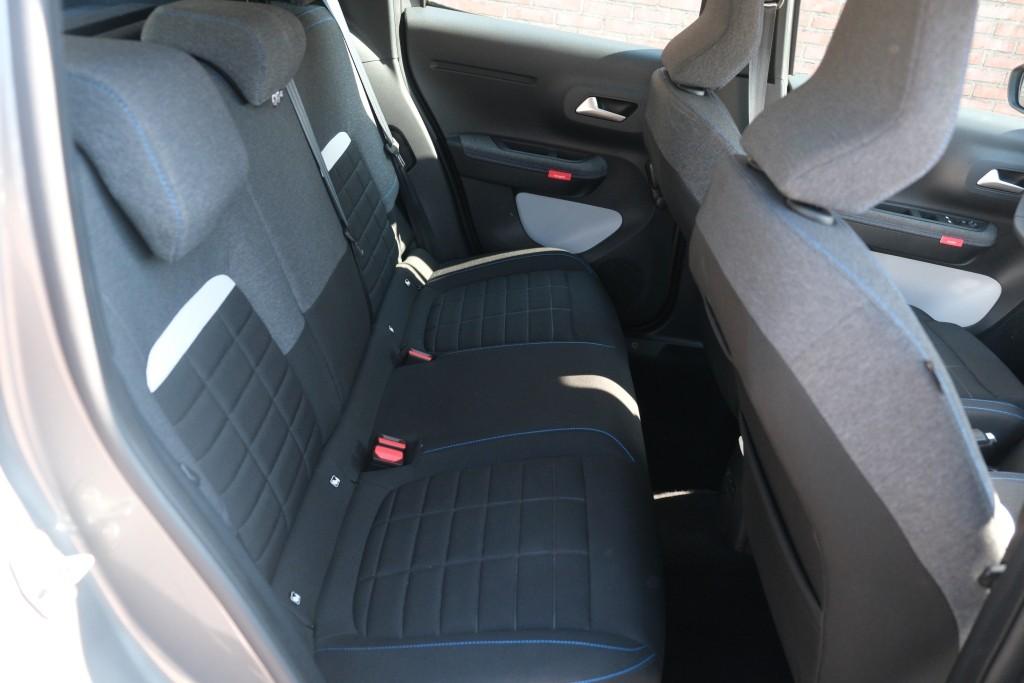 Citroën C3 1.2 Turbo 100pk Plus | App Connect | Airco | Cruise | PDC afbeelding 3