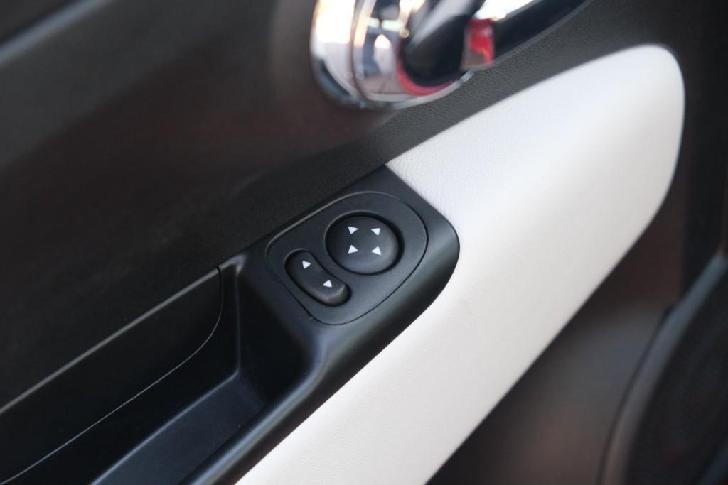 Fiat 500 1.0 Hybrid 70pk Dolcevita | App Connect | Airco | Cruise | Panoramadak | DAB afbeelding 22