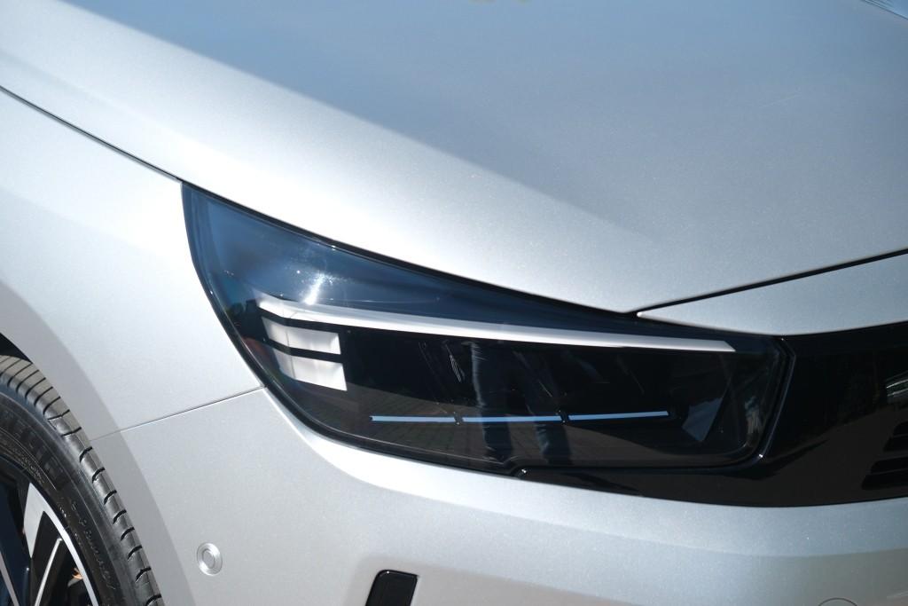 Opel Corsa 1.2 Turbo 100pk EAT8 GS | App Connect | Airco | Cruise | Camera | Blind Spot | PDC afbeelding 2