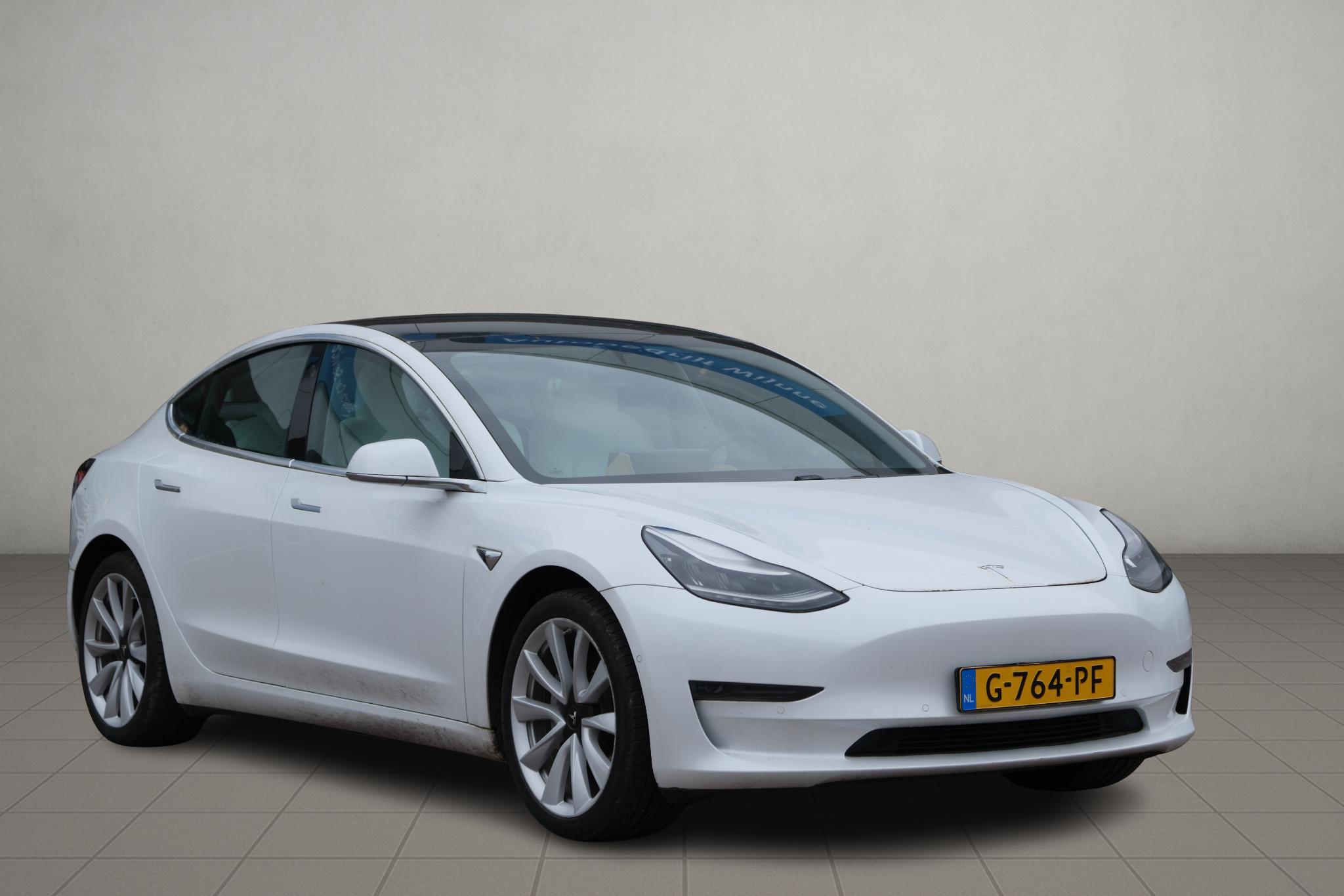 Tesla Model 3 Long Range AWD 75 kWh | Auto Pilot | Panoramadak | Stoelverwarming afbeelding 1