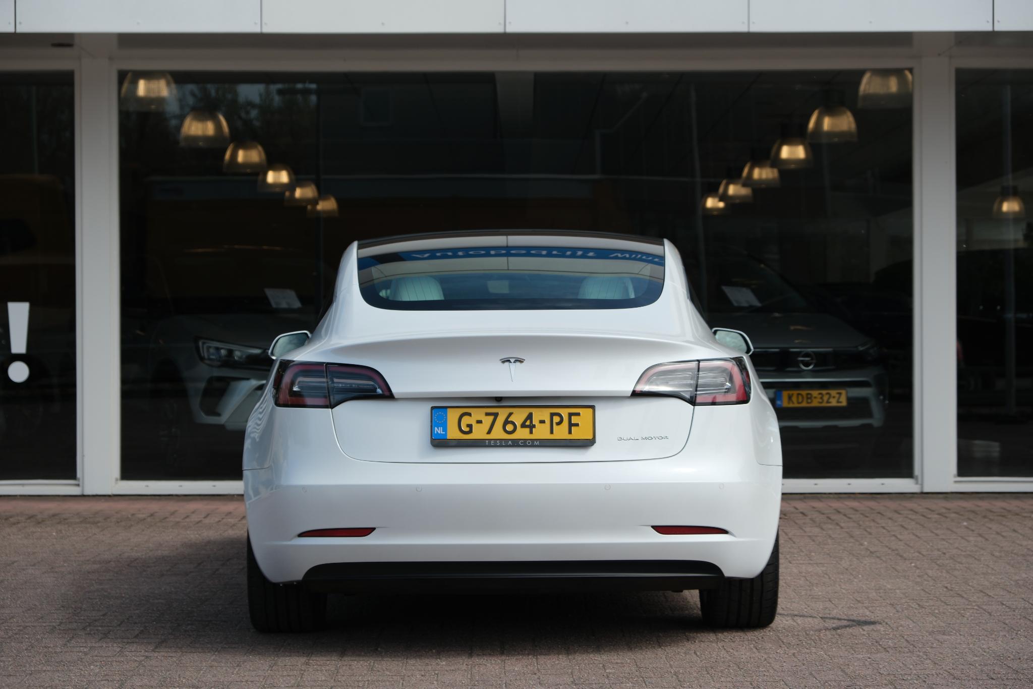 Tesla Model 3 Long Range AWD 75 kWh | Navi | Auto Pilot | Panoramadak | Stoelverwarming afbeelding 5