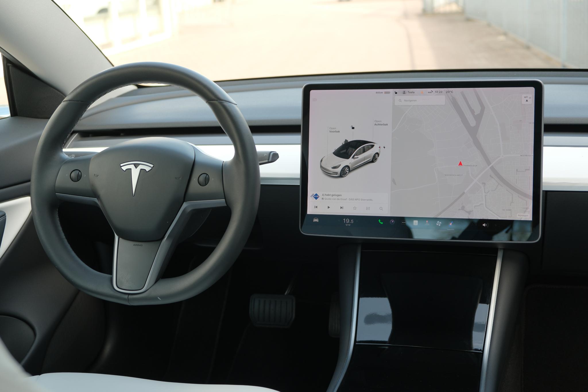 Tesla Model 3 Long Range AWD 75 kWh | Navi | Auto Pilot | Panoramadak | Stoelverwarming afbeelding 7