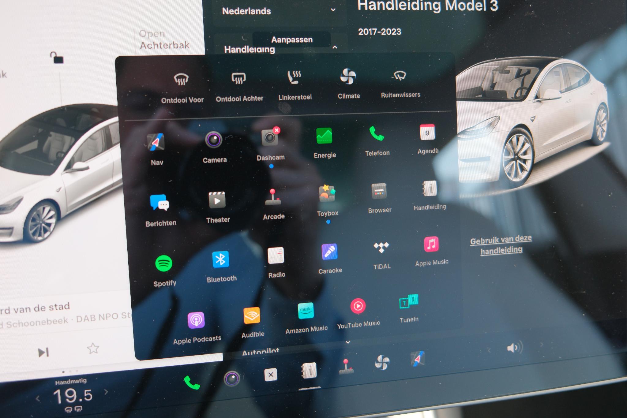 Tesla Model 3 Long Range AWD 75 kWh | Navi | Auto Pilot | Panoramadak | Stoelverwarming afbeelding 15