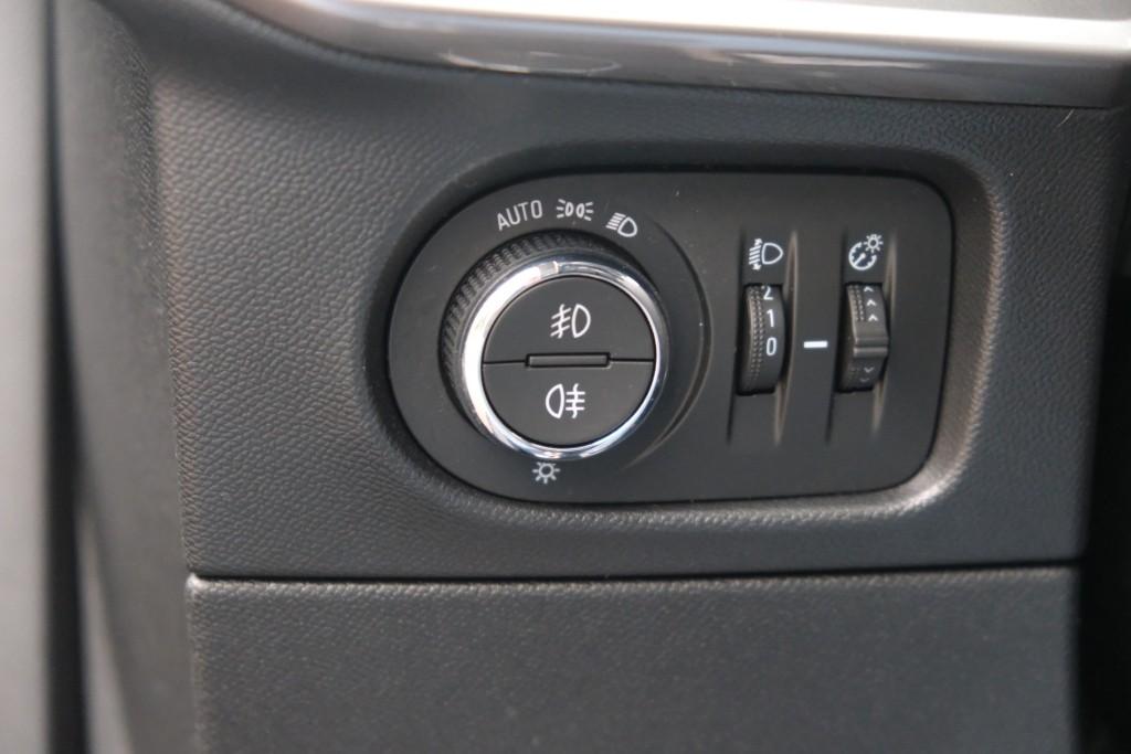 Opel Mokka 1.2 Turbo 130pk EAT8 Elegance | Navi | App Connect | Climate | Cruise | Camera | PDC afbeelding 26