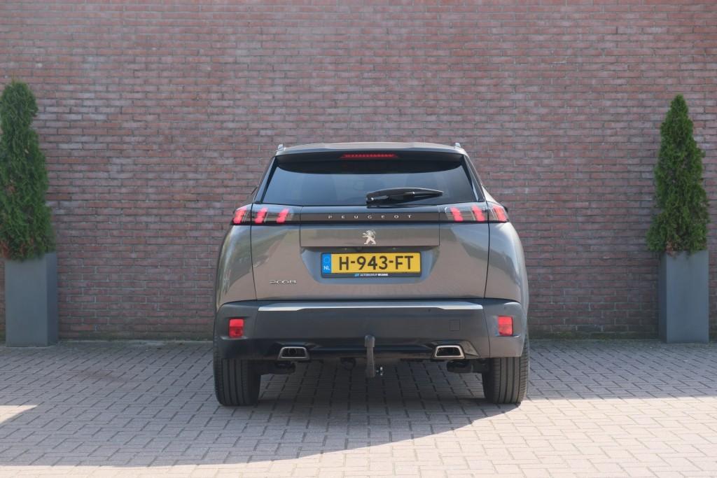 Peugeot 2008 1.2 PureTech 130pk Allure | Navi | App Connect | Climate | Cruise | Camera | Keyless | Trekhaak afbeelding 32