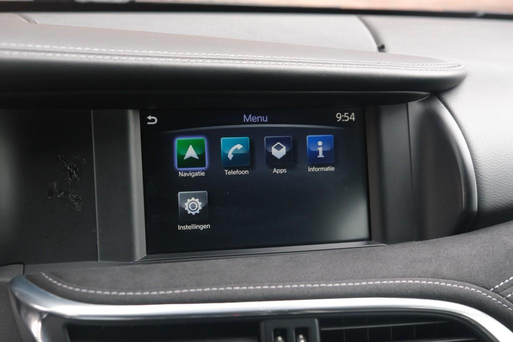 Infiniti Q30 1.6t 165pk Aut. Sport City Black | Climate | Cruise | Panoramadak | Bose® | Alcantara | PDC | Stoelverwarming afbeelding 19