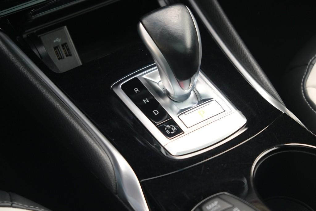 Infiniti Q30 1.6t 165pk Aut. Sport City Black | Climate | Cruise | Panoramadak | Bose® | Alcantara | PDC | Stoelverwarming afbeelding 28