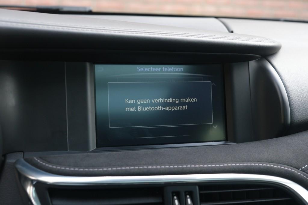 Infiniti Q30 1.6t 165pk Aut. Sport City Black | Climate | Cruise | Panoramadak | Bose® | Alcantara | PDC | Stoelverwarming afbeelding 19