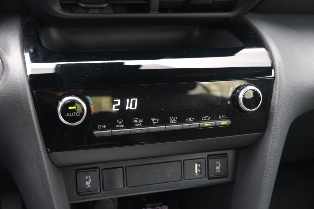 Toyota Yaris Cross 1.5 Hybrid 116pk CVT Dynamic | App Connect | Adaptive Cruise | Camera | Keyless | Navi | PDC afbeelding 21