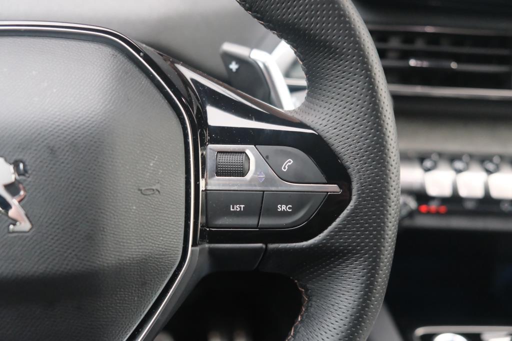 Peugeot 3008 1.2 PureTech 130pk EAT8 GT | Black Pack | Navi | Adaptive Cruise | Keyless | Camera | Elektrische Achterklep afbeelding 10