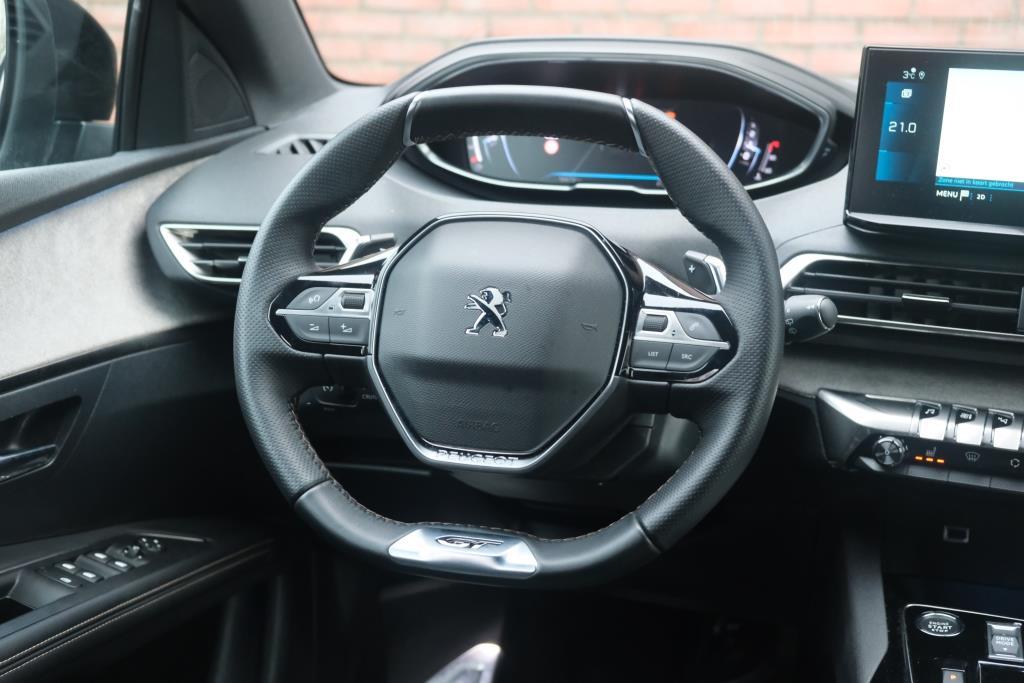 Peugeot 3008 1.2 PureTech 130pk EAT8 GT | Black Pack | Navi | Adaptive Cruise | Keyless | Camera | Elektrische Achterklep afbeelding 14