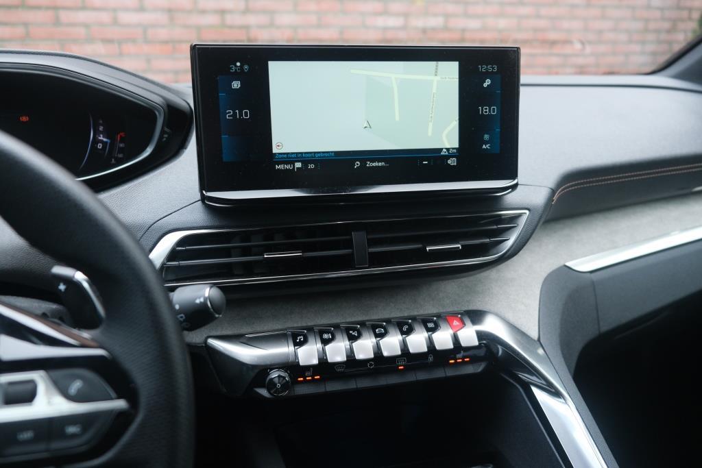 Peugeot 3008 1.2 PureTech 130pk EAT8 GT | Black Pack | Navi | Adaptive Cruise | Keyless | Camera | Elektrische Achterklep afbeelding 15