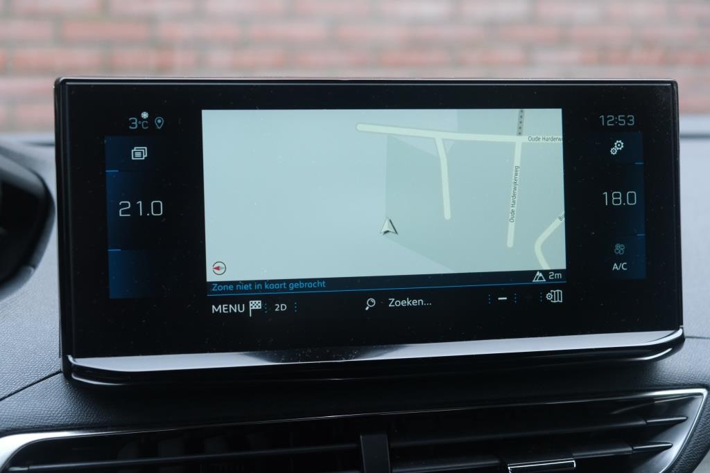 Peugeot 3008 1.2 PureTech 130pk EAT8 GT | Black Pack | Navi | Adaptive Cruise | Keyless | Camera | Elektrische Achterklep afbeelding 16