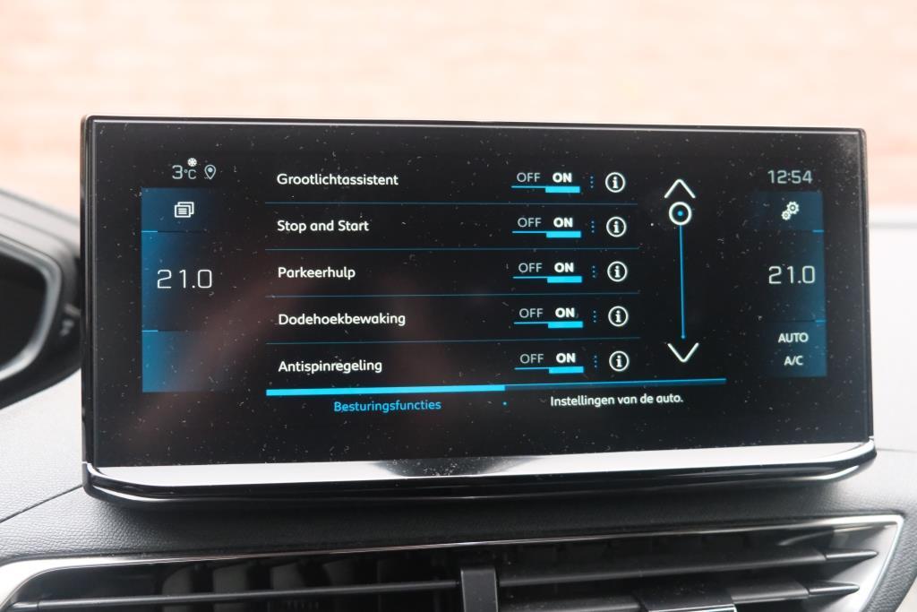 Peugeot 3008 1.2 PureTech 130pk EAT8 GT | Black Pack | Navi | Adaptive Cruise | Keyless | Camera | Elektrische Achterklep afbeelding 21